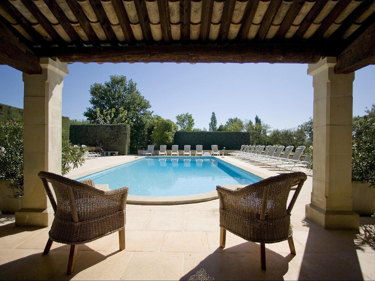 Hotel Carcarille Restaurant Le C Gordes Exterior foto