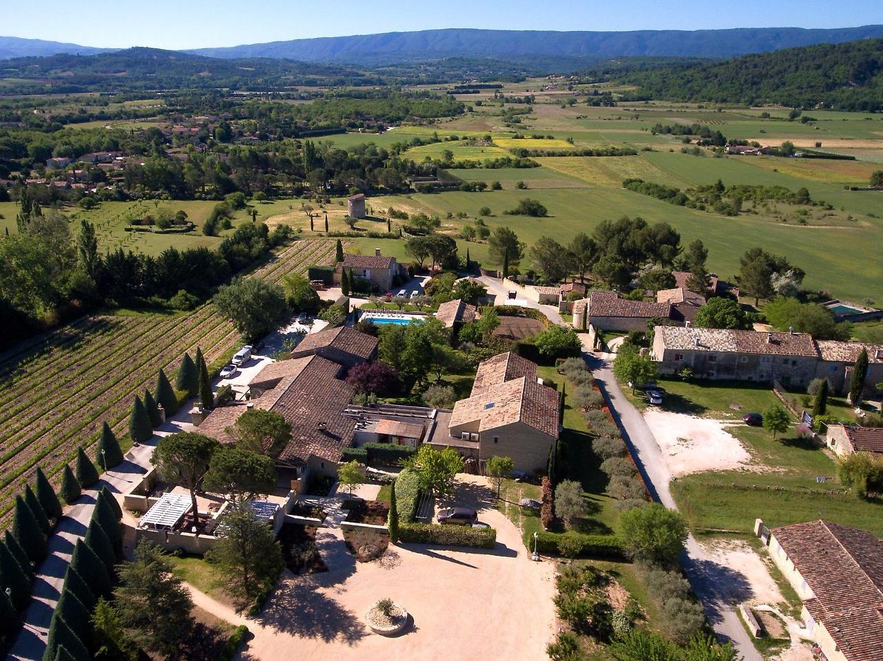 Hotel Carcarille Restaurant Le C Gordes Exterior foto
